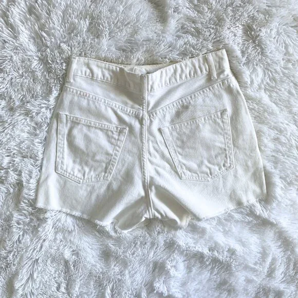 VINTAGE 2010s Distressed White Mini Denim Shorts – Size 4 - Picture 2 of 5